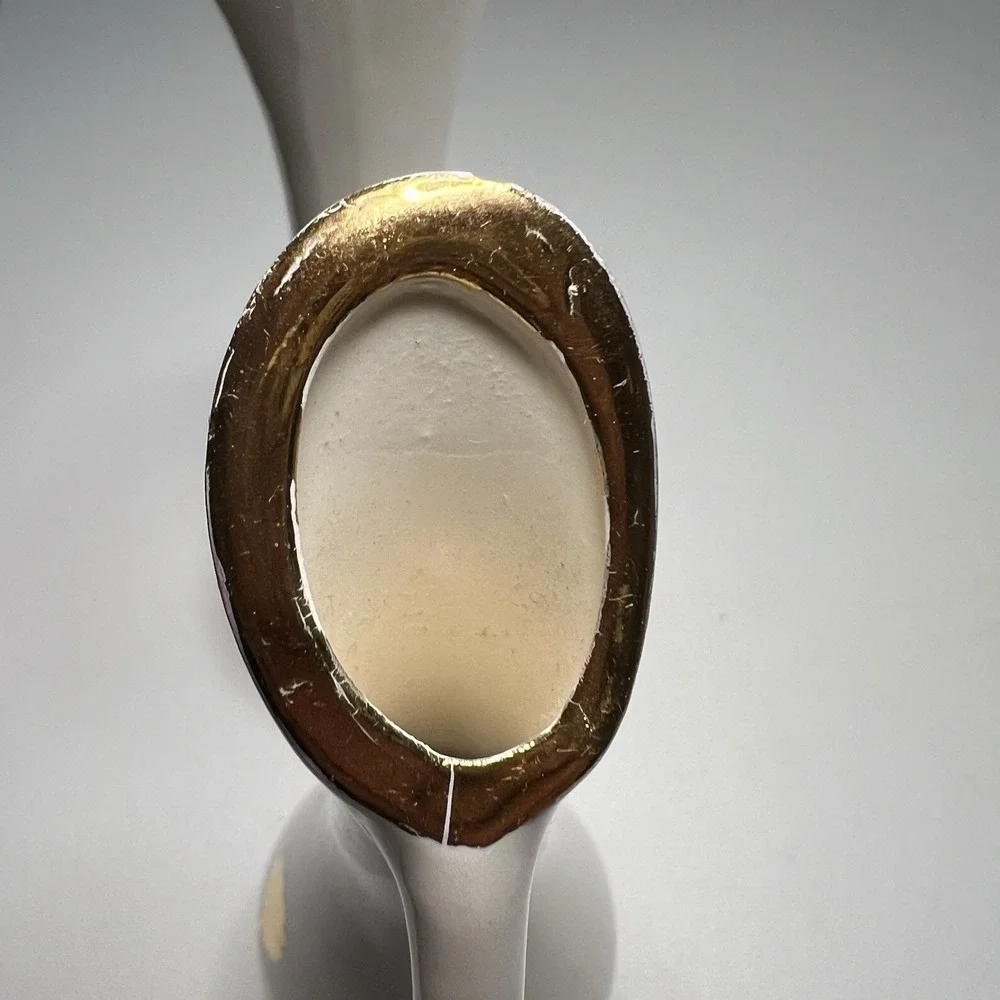 Vintage Mid-Century Atlantic Mold Long Neck Decorative Pitcher Vase‎